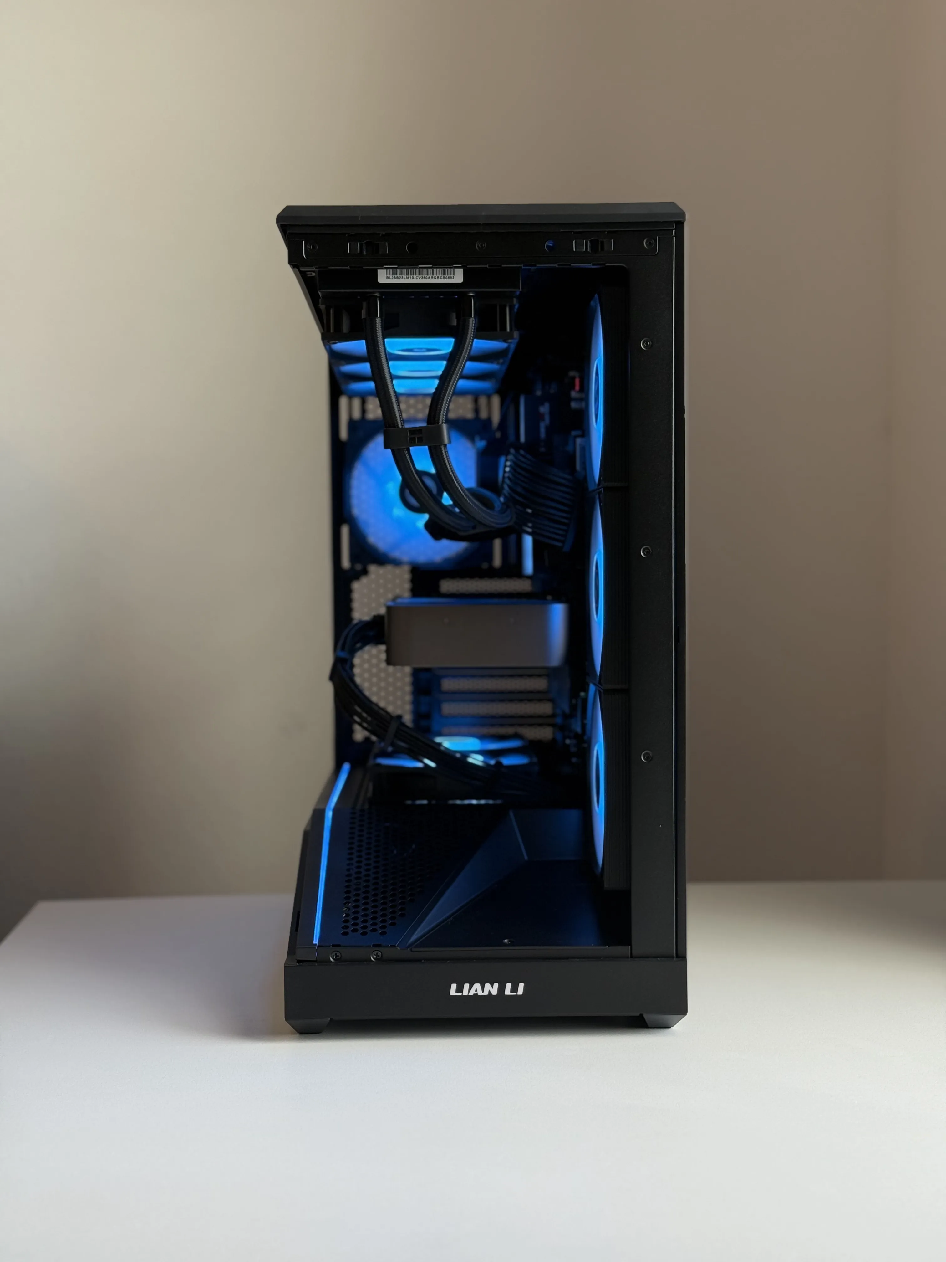 (9800X3D/5080) LIAN LI V100R