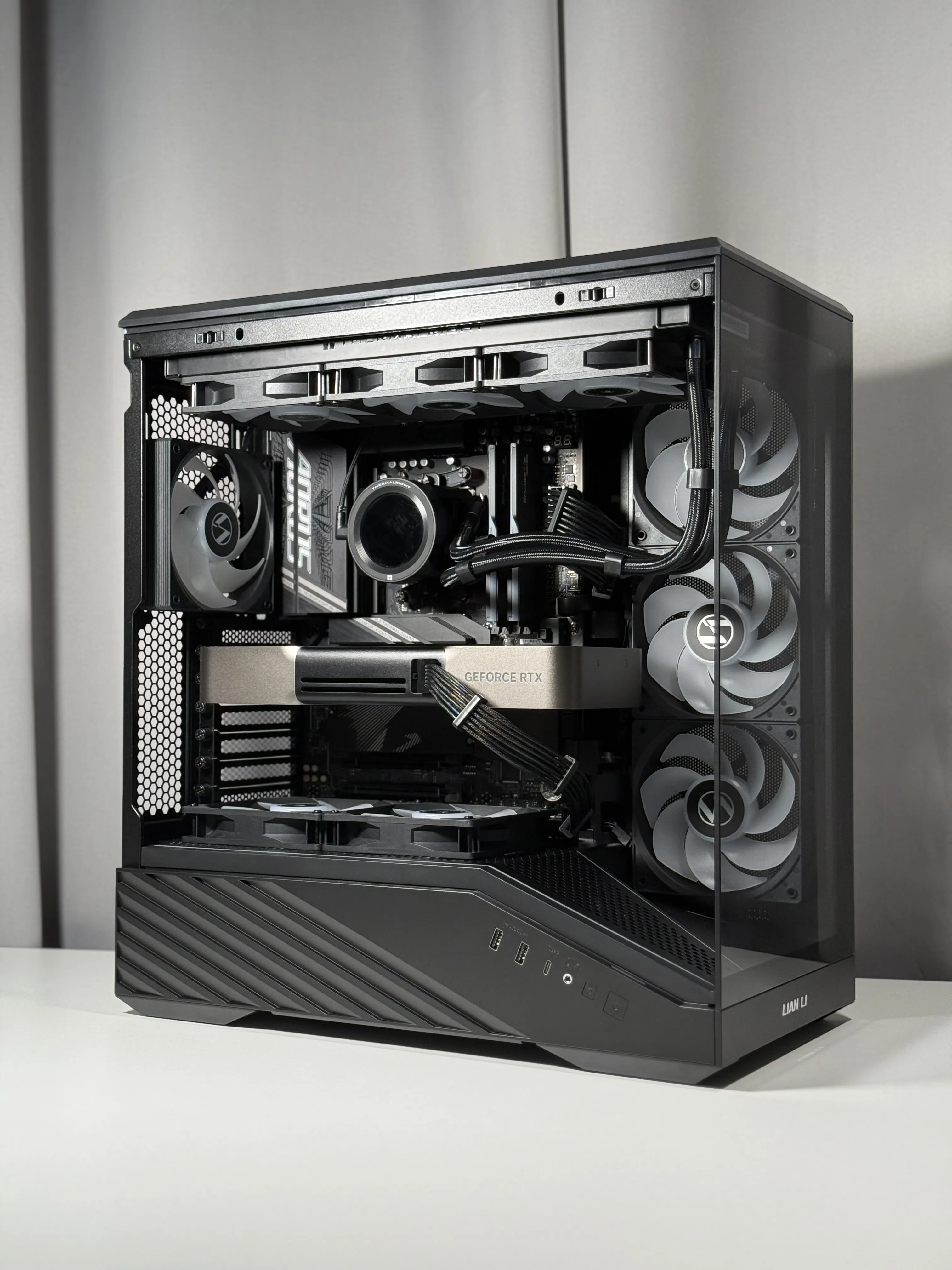 (9800X3D/5080) LIAN LI V100R photo 2