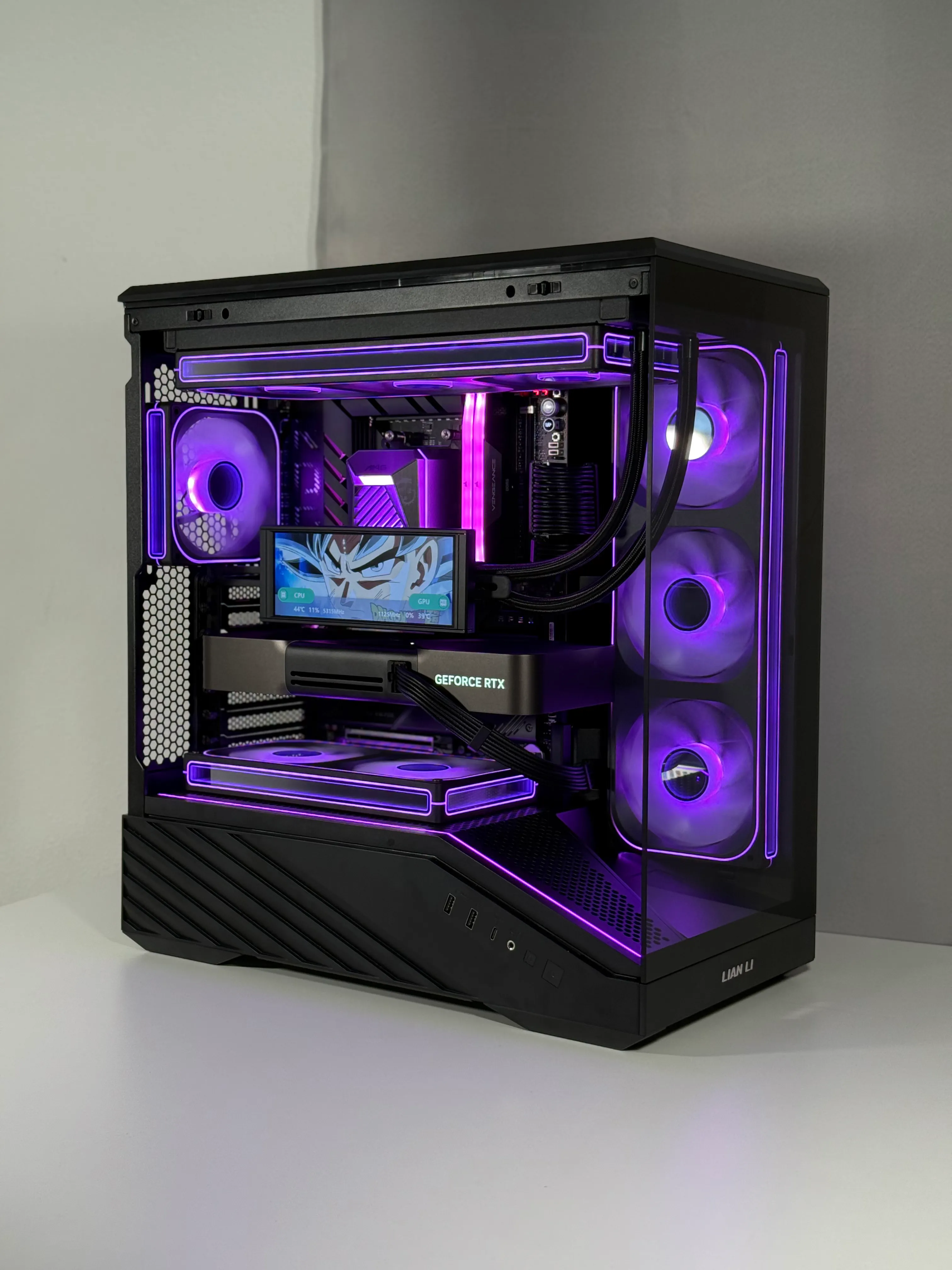 (9800X3D/5090) LIAN LI V100 photo 2